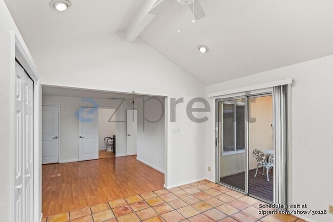 Building Photo - 2257 Goldcrest Cir