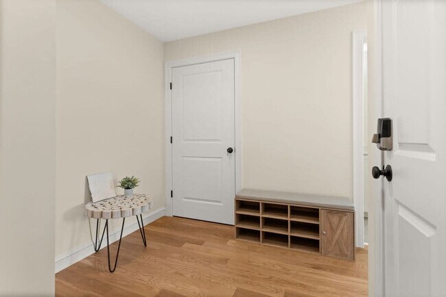 Building Photo - 74 Island Path