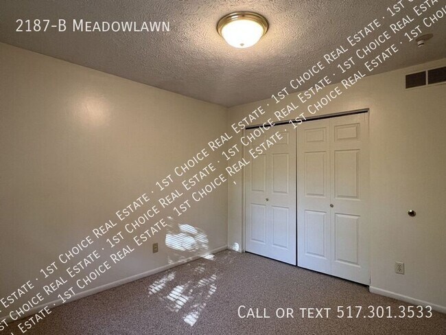 Building Photo - 2187-B Meadowlawn-