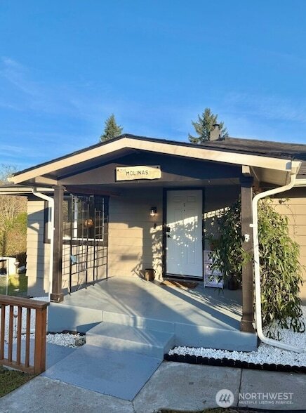 Building Photo - 1149 Sherman Ave