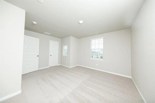 Building Photo - 5103 Hector Gustavo Dr