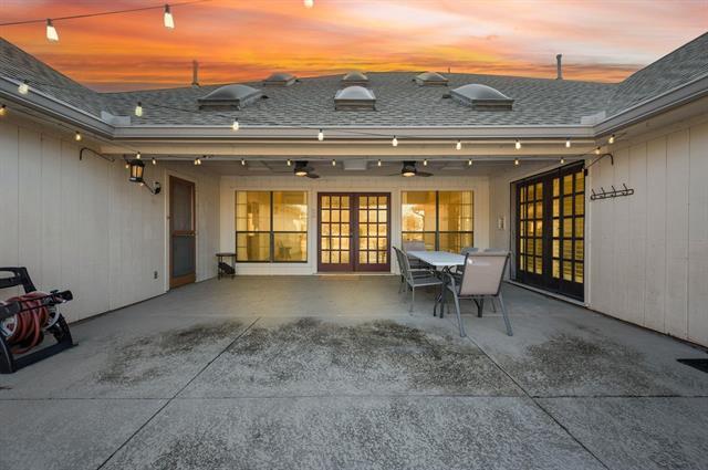 Building Photo - 1000 Raven Bend Ct