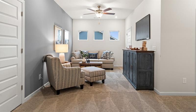 Building Photo - 423 Perth Dr