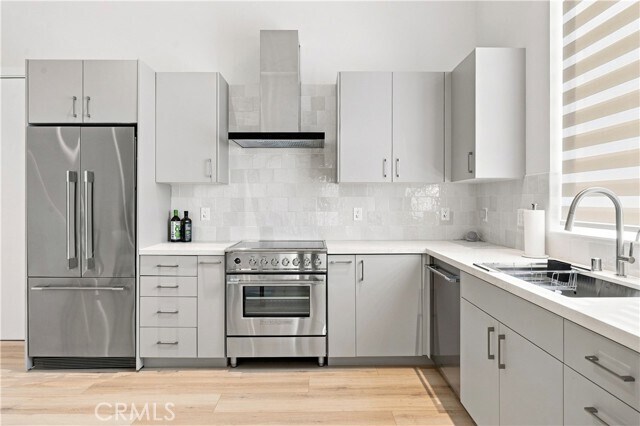 Building Photo - 9500 Amoret Dr