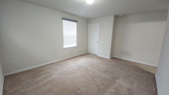 Building Photo - Beautiful Single-Family Home