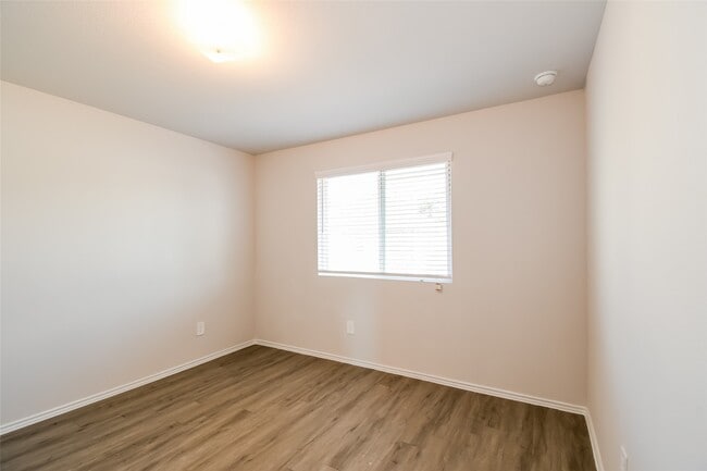 Building Photo - 4906 Sessile Trl