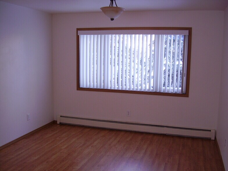 Building Photo - 1546 Turner St