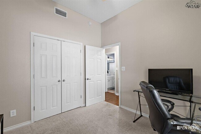 Building Photo - 6036 Van Dorn Dr