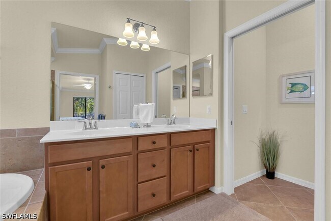 Building Photo - 9528 Avellino Wy