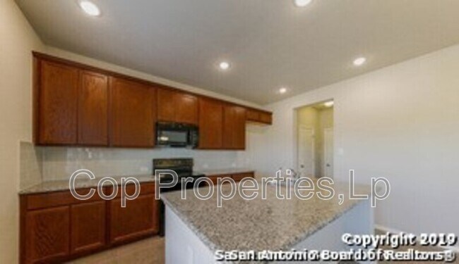 Building Photo - 2618 Paria Cyn