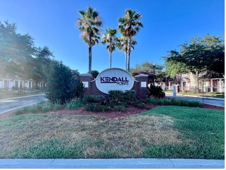 Building Photo - 1514 Fieldview Dr