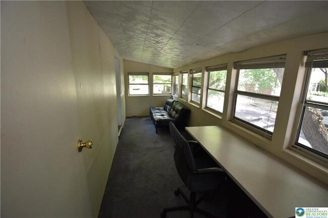 Building Photo - 401 Cattell St