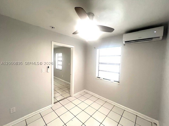 Building Photo - 504 N 57th Ave