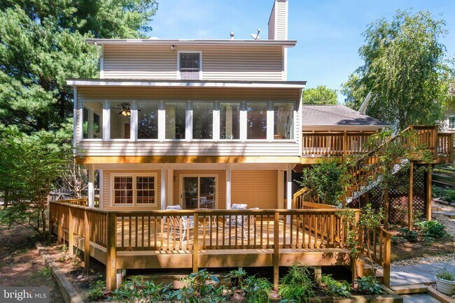 Building Photo - 14401 Rich Branch Dr