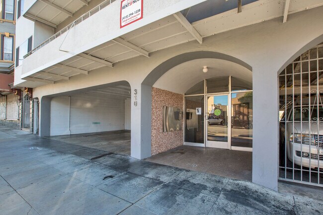 Building Photo - 310 6th Avenue