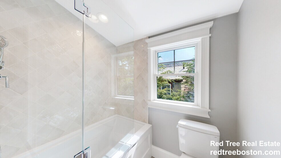 Building Photo - 101 Sumner Rd