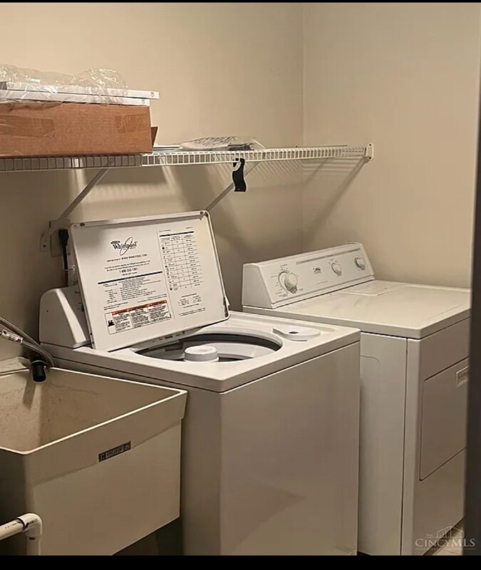 Building Photo - 3701 W Galbraith Rd