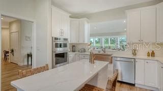 Building Photo - 4060 Penshurst Park