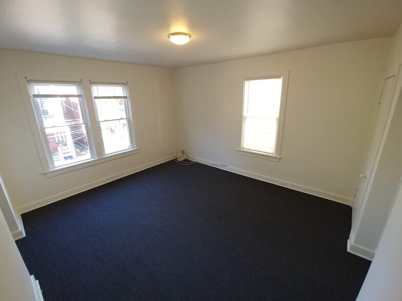 Bedroom 1 - 226 Green St