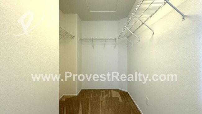 Building Photo - 9640 Peridot Ave