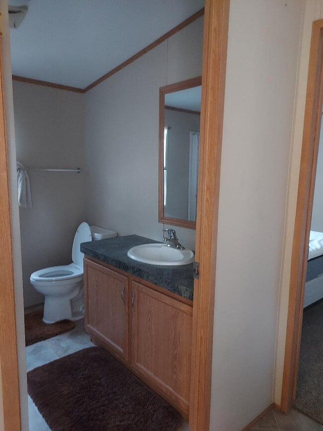 Building Photo - 122 Rd 3050