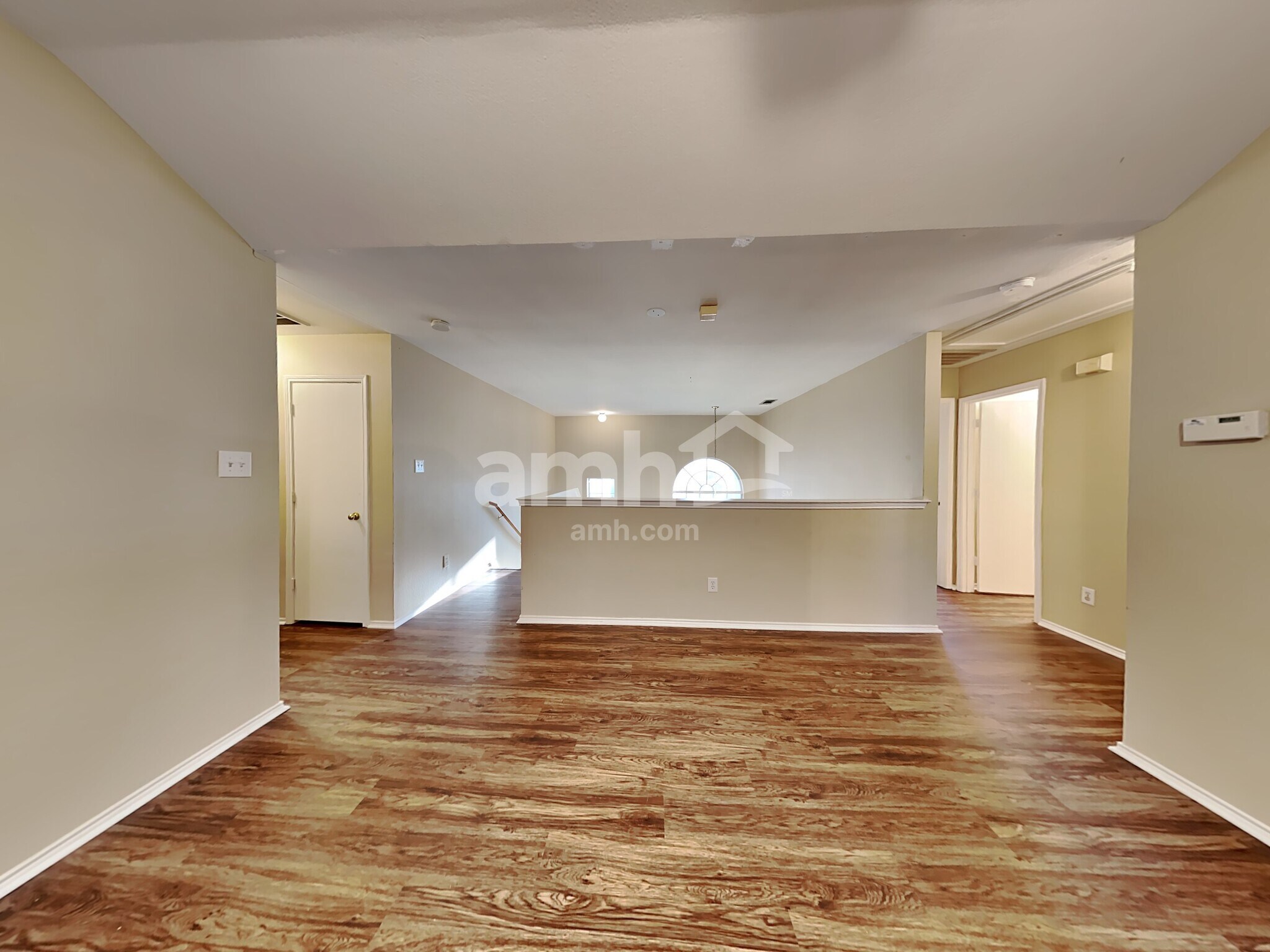 Building Photo - 3841 Chimney Rock Dr