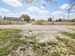 Building Photo - 11211 Kitty Brook Dr