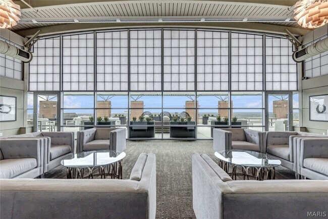 Building Photo - 8025 Maryland Ave