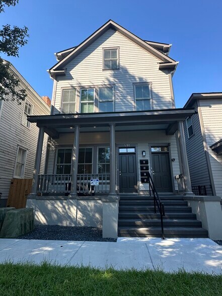 530 E Park Main Apartment - 530 E Park Ave
