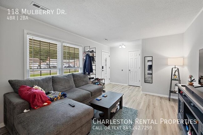 Building Photo - 118 Mulberry Dr