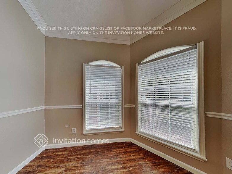 Building Photo - 18530 Burgundy Sky Way