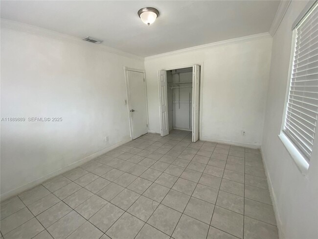 Building Photo - 2215 Adams St