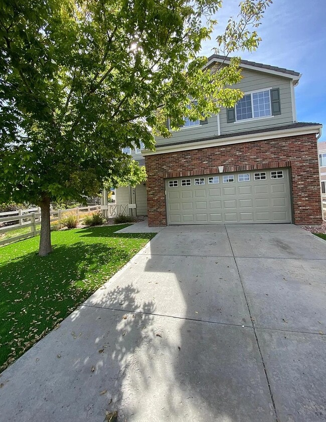 Building Photo - 134 S Elkhart St