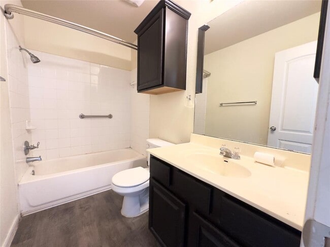 Building Photo - 12418 Walter Vaughn Dr