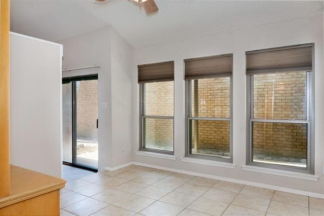 Building Photo - 616 Placid Cir