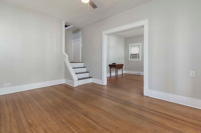 Building Photo - 616 Colorado Ave