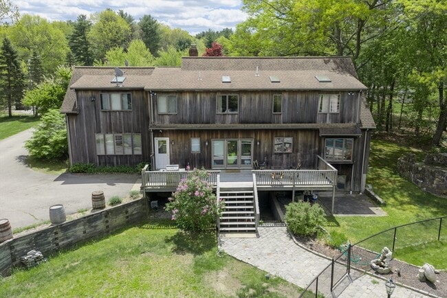 Building Photo - 42 Pine Acres Rd