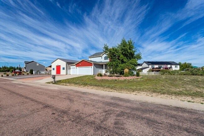 Building Photo - Spacious Home in Woodmen Hills!!!