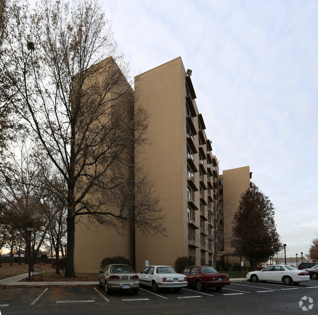 Olathe Towers - Olathe, KS | Apartment Finder