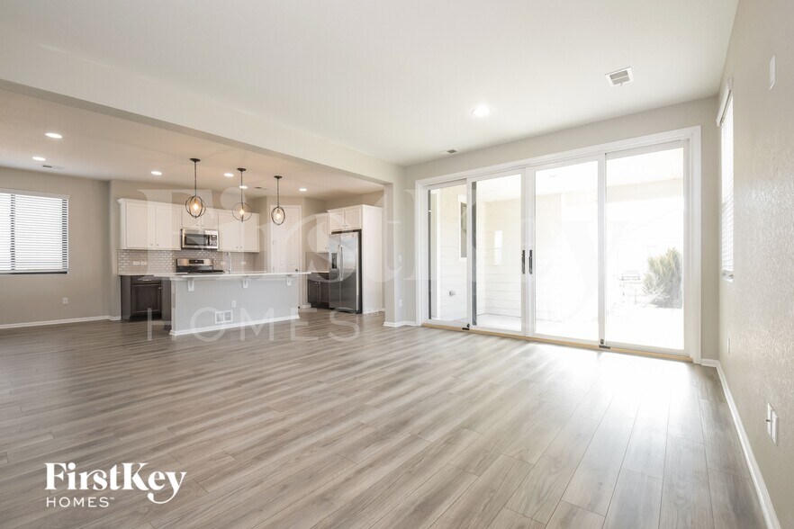 Building Photo - 18020 E 100th Ave