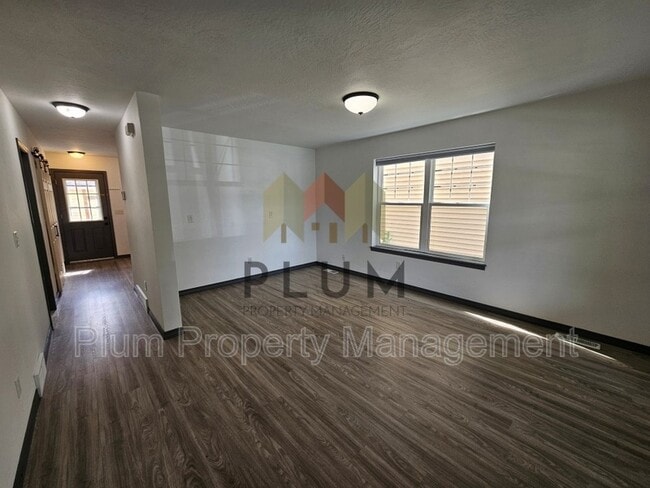 Building Photo - 1314 Bulwer St