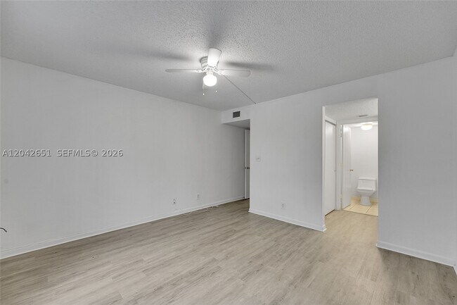 Building Photo - 1200 NW 87th Ave