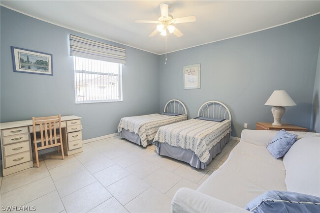 Building Photo - 15561 Bellamar Dr