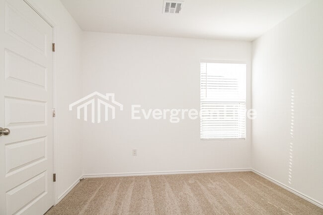 Building Photo - 1833 Rock Elm Dr