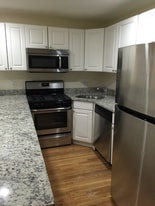 Building Photo - 316 Saint Paul St