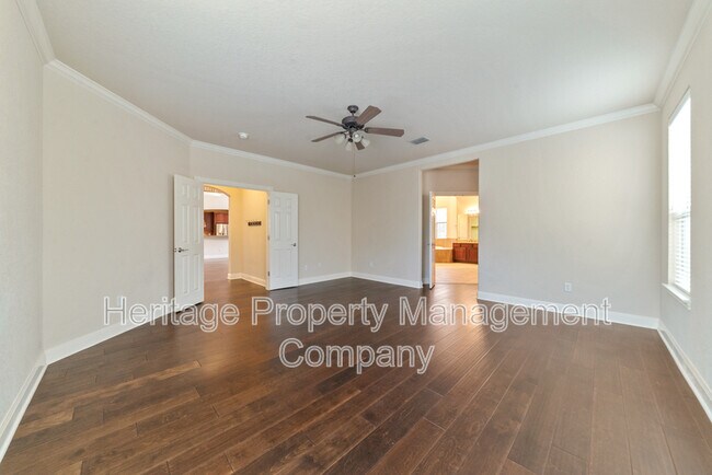 Building Photo - 7110 Hovingham