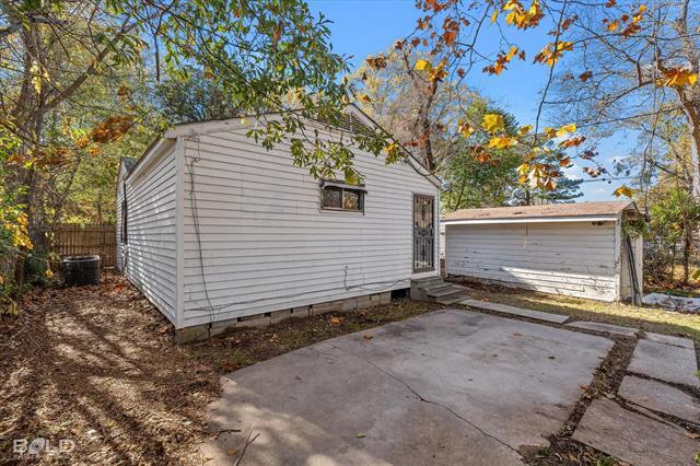 Building Photo - 2754 Lakehurst Ave