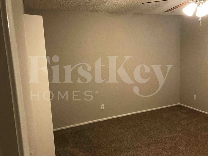 Building Photo - 171 W Jasper Dr