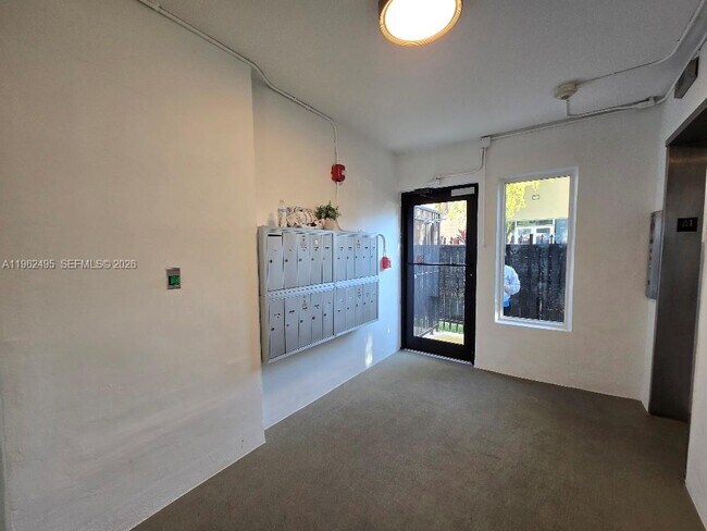 Building Photo - 631 Jefferson Ave