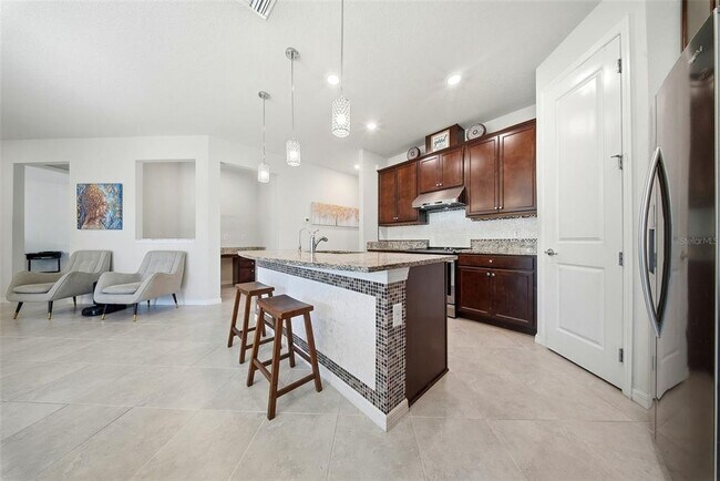 Building Photo - 18930 Willowmore Cedar Dr